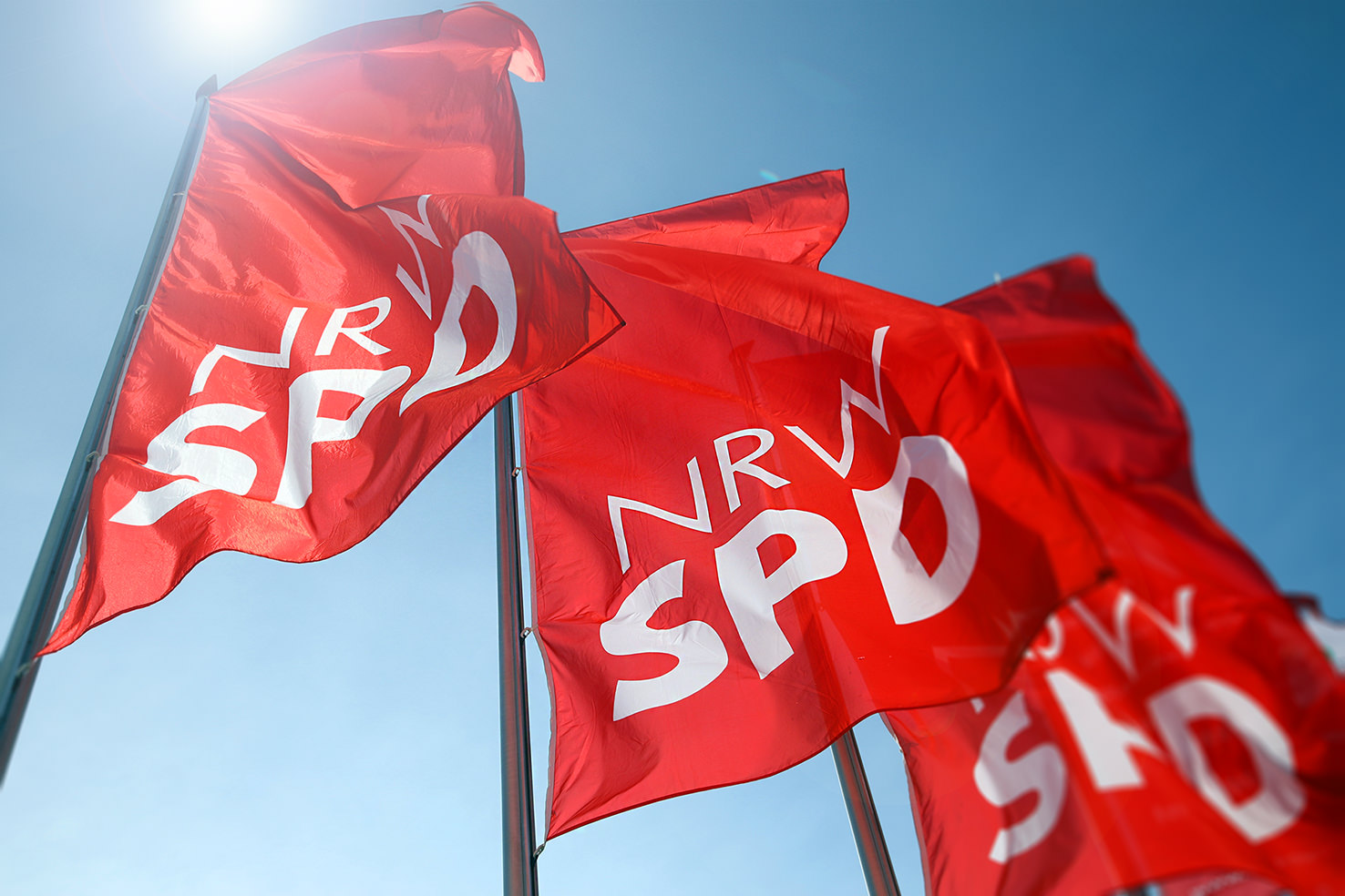 NRWSPD â Die Partei Hannelore Kraft zusammen mit JUSOS